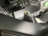 【パドルシフト(AT車)】MT車と同じように好きなギアで走ることができます!ステアリングから手を離さずに指先だけでシフト操作ができ、よりスポーティな走りをお楽しみいただけます。