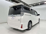 走りにこだわりながら収納力も持ち合わせたお車です。荷物を載せて軽快なドライブを楽しめますよ♪