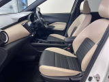 【車内ルームクリーニング済】専門スタッフにより車内はきれいにルームクリーニングを行っております。