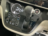 発進時から滑らかに加速する無段階変速のCVTはストップ&ゴーの多い街の中も快適です