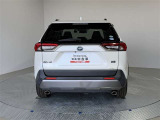 人気のSUV、カラーは人気のパールホワイトカラー!