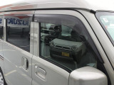 スタッフが損害保険資格を持っておりますので、自動車保険の試算や各保険会社の保険料比較等についてもお気軽にご相談ください (当店は『損保ジャパン日本興和』 『東京海上日動』 の代理店です)。