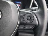 レーダークルーズコントロール作動時に車線維持に必要な運転操作の支援を行う「レーントレーシングアシスト(LTA)」を搭載しています。