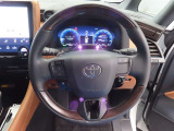 ぜひ展示車の運転席に座ってみてください。