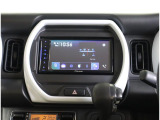 スマホと連携も可能なディスプレイオーディオ☆ AV機能:AM/FMラジオ・CD・Bluetooth・USB