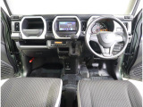 ポップなインテリアのハスラー。オシャレな内装に運転時の気分も上がります♪