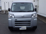 当店は全車『ロングラン保証』付!(1年間、距離無制限 HV車はHV保証付) 別途延長保証もご用意しております♪ ぜひ現車を確認にご来店ください