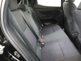 リアシートも厚く、長時間の移動もらくらくです!車種によってはラゲージスペースやトランクへのアクセスも可能!乗り心地・使い勝手共に充実です!!