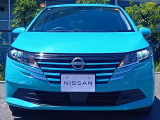 納車以降、お車のメンテナンスは自宅近所の日産サービス拠点にて承ります。専門の教育を受けたサービスフロント&メカニックが無料1ヶ月点検から法定/車検整備、万一の故障・不具合の修理まで全て担当いたします。