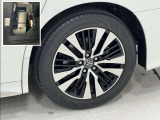 タイヤサイズは235/50R18!純正アルミホイール!納車前の点検時にタイヤ交換させていただきます!パンク修理キット搭載車!