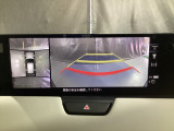 狭い場所での駐車やすれ違いなどでより的確な運転操作に役立つ360&deg;ビューモニターが装備されています。