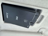 見栄えよくすっきりと収まるETC車載器です。高速道路の料金所をスムーズに通過でき、快適なドライブをサポートします。(※支払総額にセットアップ費用は含まれておりません。)