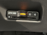 いまや快適なカーライフに欠かせないETCが付いています。