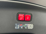 スタッフ全員が自動車保険の資格を保有しており、万が一の事故の際のサポート体制を整えております。メルセデス・ベンツ自動車保険プログラムをご用意しております。無料証券診断を行います!