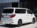 【良質かつ格安のお車をご提供する】が当店の最大のモットー。人と人との出会いを大切に致します。■クローバーカーズ TEL:0078-6002-236942■