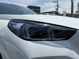 BMWを熟知したメカニックによる、360度の納車前点検。ドイツ本国と同様の教育・訓練を受けたメカニックが、360度によるポイントを徹底的に点検、整備した後にお客様にお引渡しします。