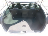ラゲッジスペースは十分な広さを確保しています。日常のお買い物にも大活躍!積み下ろしも楽々ですよ。