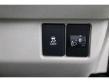 発進時や加速時の滑りやすい路面や、すべりやすい路面での横滑りをしないようサポートしてくれます!