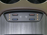 【シートヒーター搭載】シートを温めてくれる暖房機器です!長時間座っていると負担が掛かりやすい背中や腰、または冬場の寒い日に冷えやすい脚部に快適なぬくもりを♪