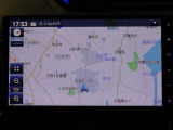 ナビゲーション付き。タッチパネル式で使いやすく、お出かけもラクラクです。