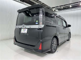走りにこだわりながら収納力も持ち合わせたお車です。荷物を載せて軽快なドライブを楽しめますよ♪