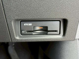 今では必需品のETCもパネルデザインにフィットするビルトインタイプなので、見た目もスッキリとしています