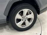 タイヤサイズは225/60R18!純正アルミホイール!納車前の点検時にタイヤ交換させていただきます!