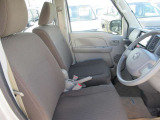 視界が良く運転性の良いフロントシート