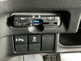 ETC付いてます。ETCが使用可能な道路通行料はキャッシュレスでスマートに走行できます。再セットアップして納車致します