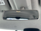 店舗にて現車の確認もいただけますので、お電話で在庫のご確認の上是非ご来店くださいませ。