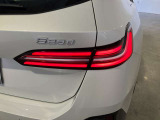 リアランプ 立体的な造形としてBMWらしい個性的なリアビューを明確化しました。