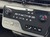 オートエアコンで温度を設定するだけで快適な車内環境を維持することができます!