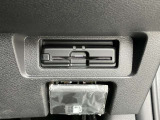 ETC車載器付きです♪高速道路をスイスイと通過!で、キャシュレス!クルマは料金所をノンストップで通過することができます☆