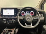 ステアリングヒーター搭載!寒い冬でも素早くハンドルが温かくなるので快適に運転できます★