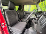 運転席シート廻りは使用感も少なく、良好な状態となっています。丁寧に使われていたことがよくわかりますね。