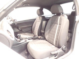 清潔で広々した座席です!是非、現車を見て体感してみてください。