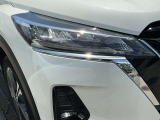 LEDヘッドライトが装着されています。