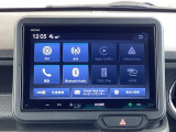 ドライブの必需品。Honda純正のディスプレイオーディオを搭載しています。Apple CarPlayやAndroid Autoに対応しているので、スマートフォンの機能を車内でも手軽に使えます。