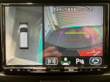 【全方位モニター】 4つのカメラで映像を映し出します。発進時、後退時も周囲の安全を確認し、サポートします^^