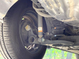 お車を安心してお乗りいただく為には、足回りの定期点検が欠かせません。サービスサポート(有償保証)では無料点検もご提供しており、安心のカーライフをお過ごしいただけるサポート体制が整っています。