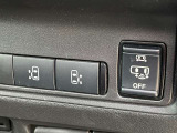 両側オートスライドドア装備!運転席のスイッチやリモンキーでも開閉操作が出来るので便利ですよ!