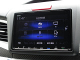 ナビゲーションは純正メモリーナビ(VXM-197VFEi)を装着しております。AM、FM、CD、DVD再生、Bluetooth、音楽録音再生、フルセグTVがご使用いただけます。