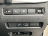 運転席まわりの画像です。