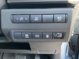 オートブレーキホールド機能は、運転者のブレーキ操作によって停車した際に、自動的にブレーキ力を保持する機能です。