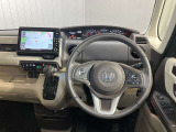 【ハンドルスイッチ】ハンドルから手を離すことなく、オーディオの音量やチャンネル変更が手元でできるステアリングスイッチ付★