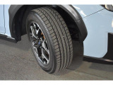 タイヤサイズは225/60R17です