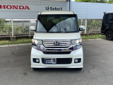 お客様に安全で快適なカーライフをお送りいただくために、中古車にも高いレベルの品質基準を設け、その基準に従って、全ての中古車について納車前整備を実施しています。