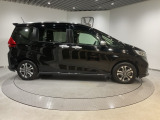 弊社は、車両販売価格に、整備代金が含まれております。納車時までにホンダの整備士がしっかりと点検整備をさせていただいておりますので、安心してお買い求めしていただけます。
