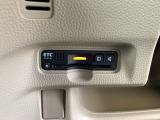 ETC車載器付。ETCが使用可能な道路通行料はキャッシュレスでスマートに走行できます。再セットアップして納車致します。