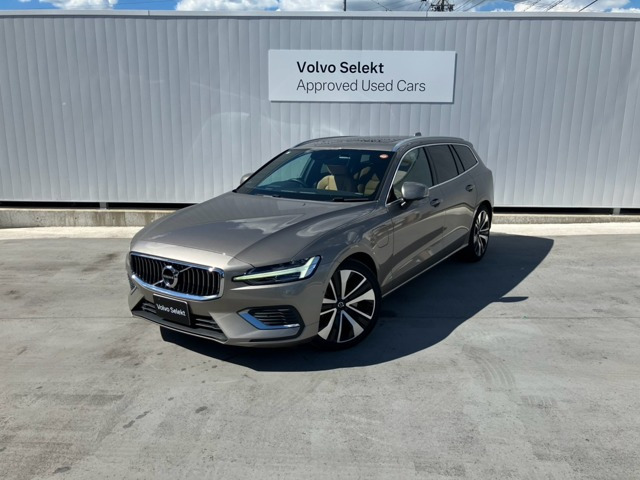 V60 リチャージ PHEV T6 AWD インスクリプション 4WD